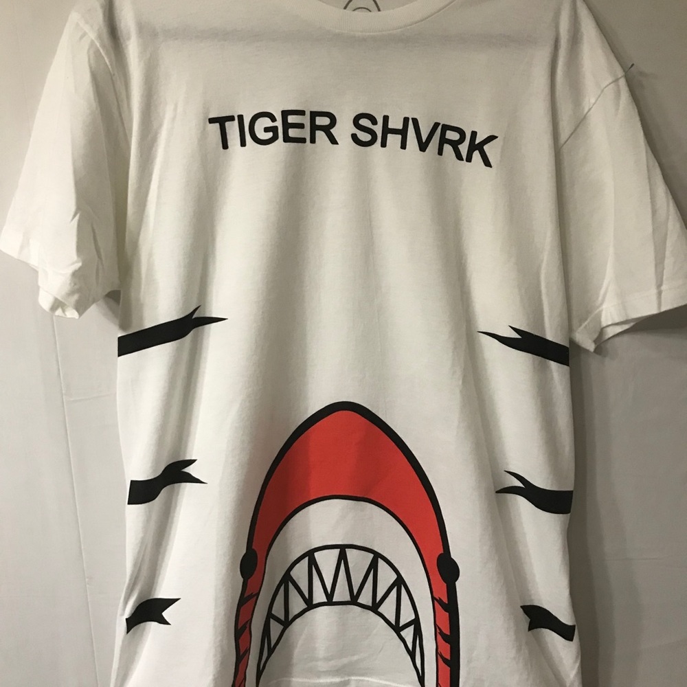 Tiger Shvrk L T-Shirt.
